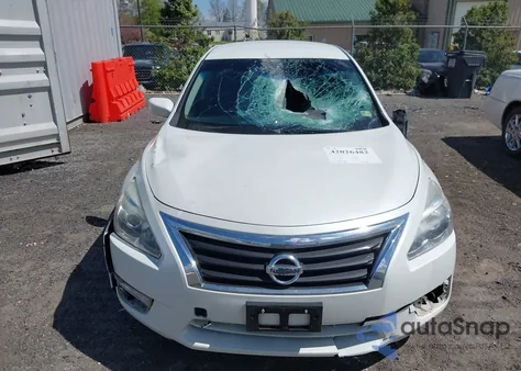 2014 Nissan Altima 2.5 S z USA, uszkodzony, nr VIN 1N4AL3AP8EC272722